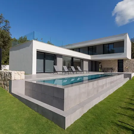 Sol Villa *